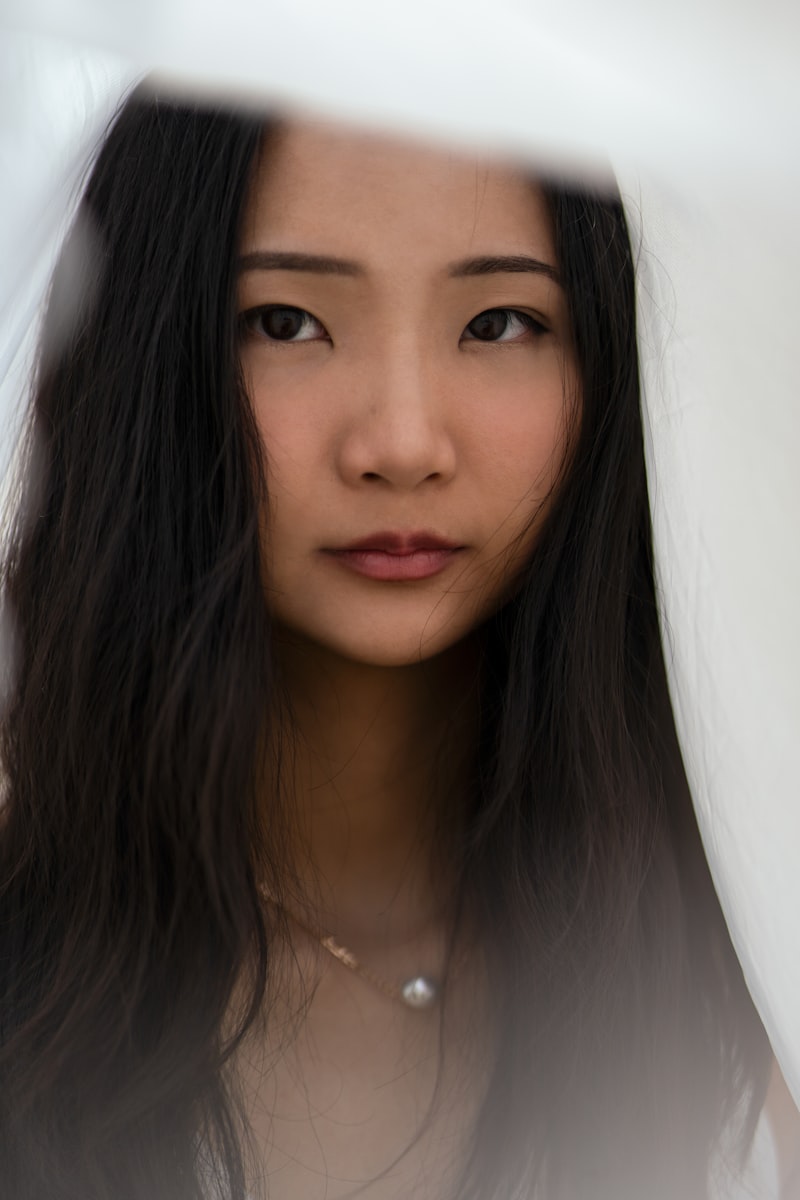 Elegant neckline, representing volume restoration and skin quality